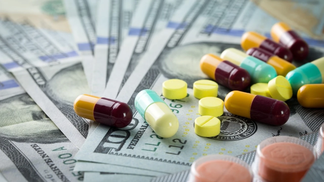 أرباح قوية.. كيف يدعم استقرار العملة وتراجع الفائدة شركات الأدوية؟